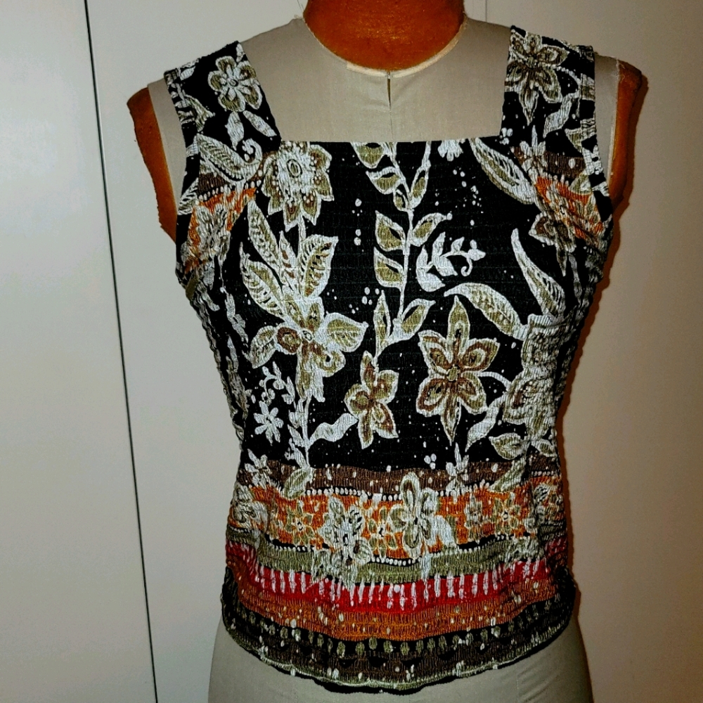 Pleat Pleat floral plisse' top Sz M